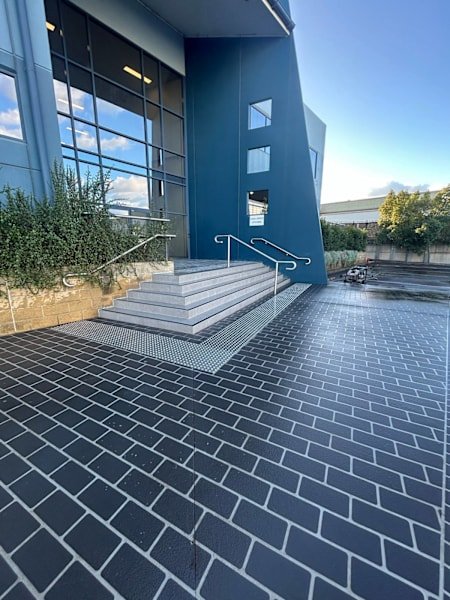 Pressure wash cleaning