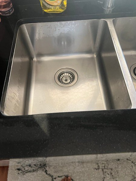 Reliable Cleaning Services – Homes & Offices