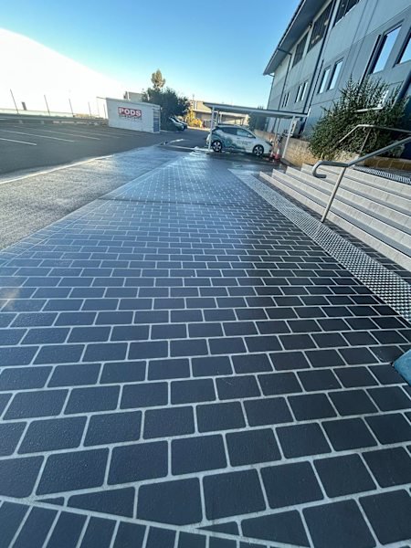 Pressure wash cleaning