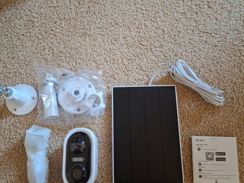 📢 FOR SALE: Solar CCTV Camera – No Wires, No Worries! 🔒☀️