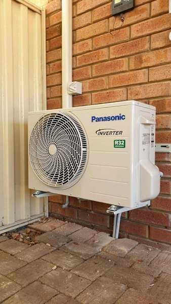 LAB Air conditioning - Split system & ducted installation services