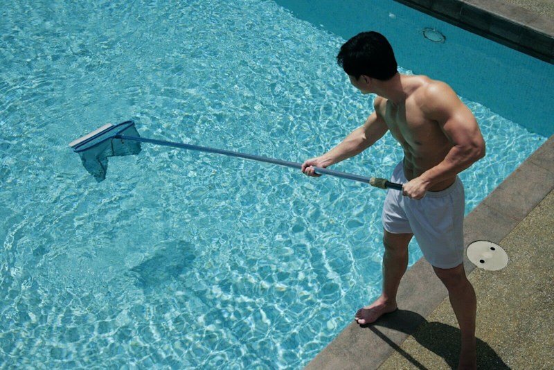 Pool Cleaning !