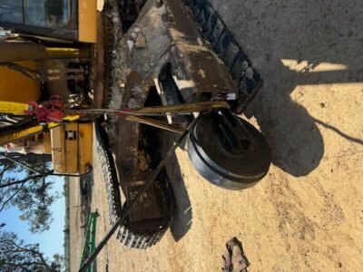 Heavy diesel earthmoving mechanic
