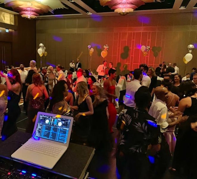 DJ HIRE PERTH: Wedding DJ - Party DJ - Any Event