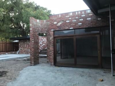 *** BRICKLAYING SERVICES ***