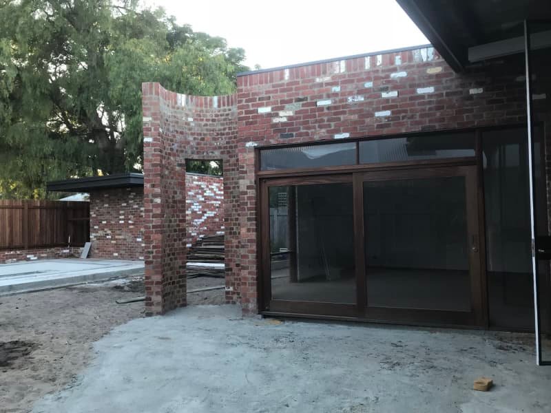 *** BRICKLAYING SERVICES ***