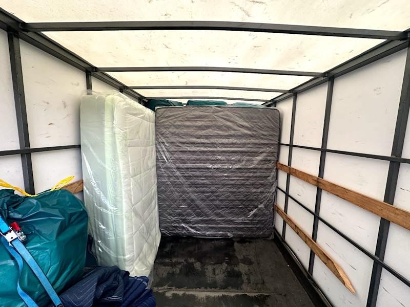 📦 Professional Moving Service – On-Time, Insured | Pirate Movers