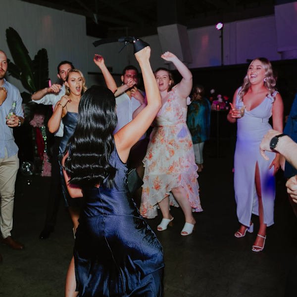 DJ HIRE PERTH: Wedding DJ - Party DJ - Any Event