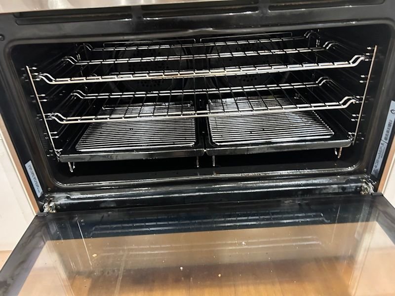 Residential/commercial Cleaning services