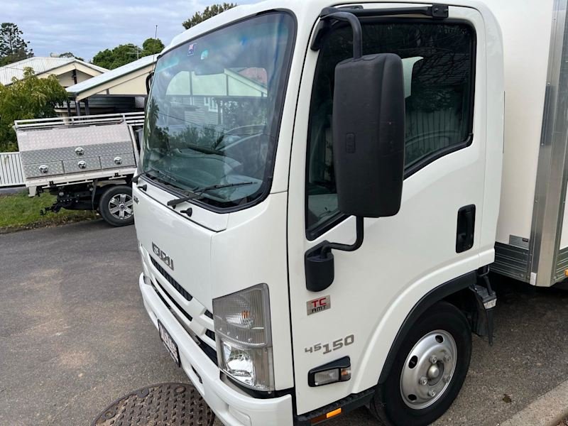 JEFF’S FURNITURE 🤠 COURIER REMOVALS SERVICE