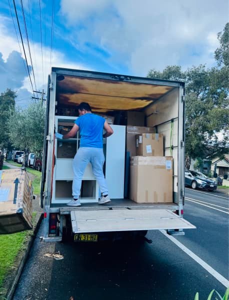 Movers, Removalist, Small Delivery, Local/Interstate,
