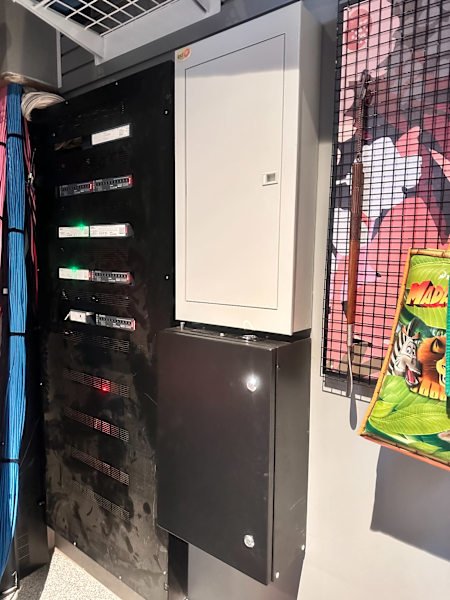 Electrician in TARNEIT