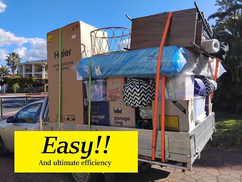 Man with EXTRA BIG TRAY Ute - From $50 - Fast & Efficient