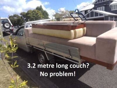 Man with EXTRA BIG TRAY Ute - From $50 - Fast & Efficient