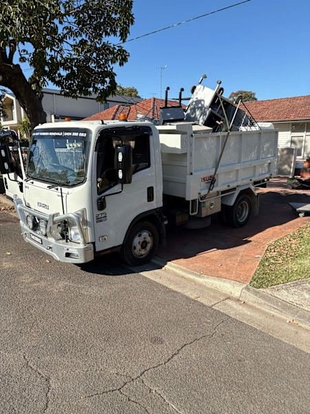 Fast scrap metal and rubbish removal services