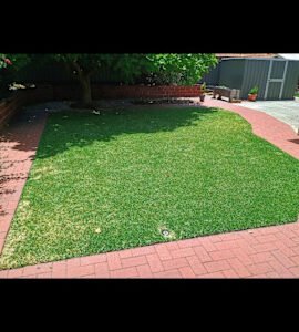 gardening weeding hedging mulching lawn mowing