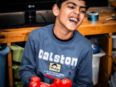 magician party children entretainer