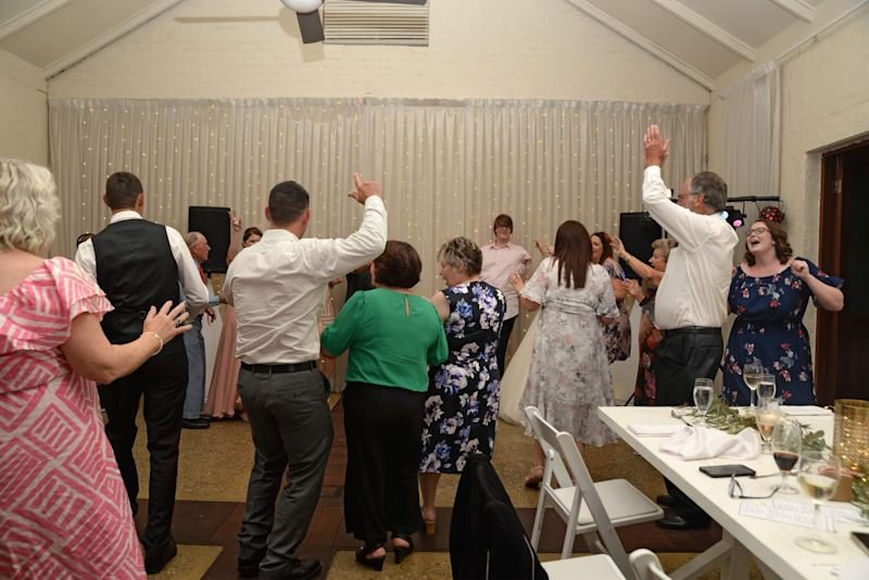 Top Soundz DJ Service