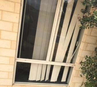 BEST PRICE GLASS REPAIRS / GLAZIER ALL AREAS