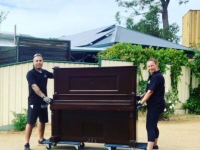 Furniture Removals, Two Removalists with truck, Delivery, MOVER