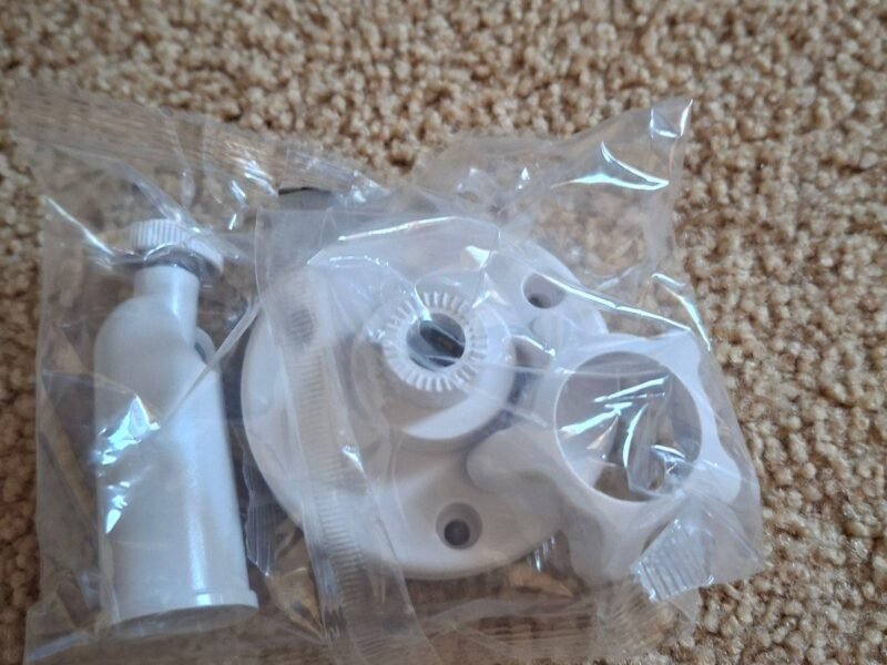 📢 FOR SALE: Solar CCTV Camera – No Wires, No Worries! 🔒☀️