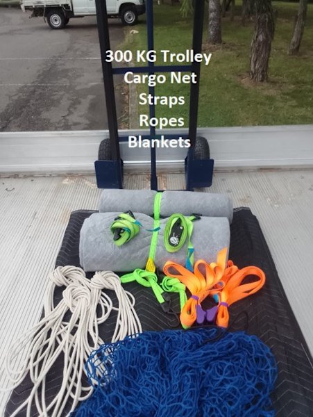 Man with EXTRA BIG TRAY Ute - From $50 - Fast & Efficient