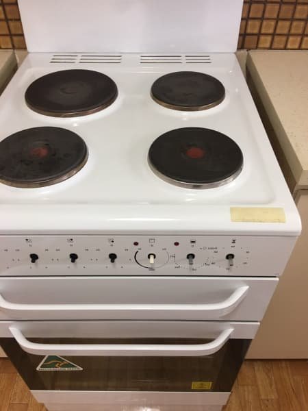 End of lease/vacate cleaning/steam carpet cleaning