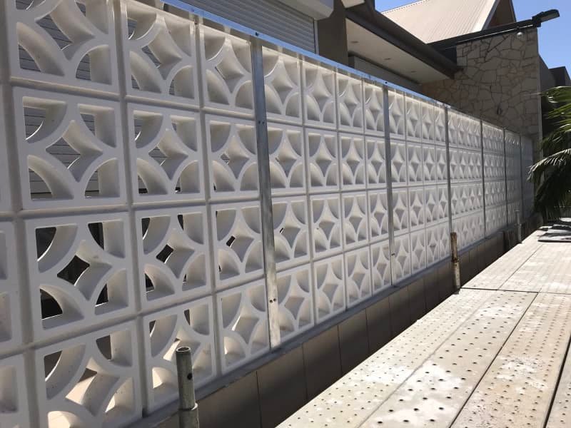 *** BRICKLAYING SERVICES ***