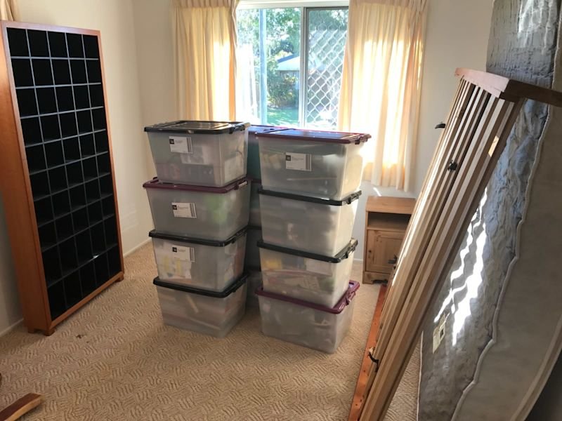 House Moving with Men