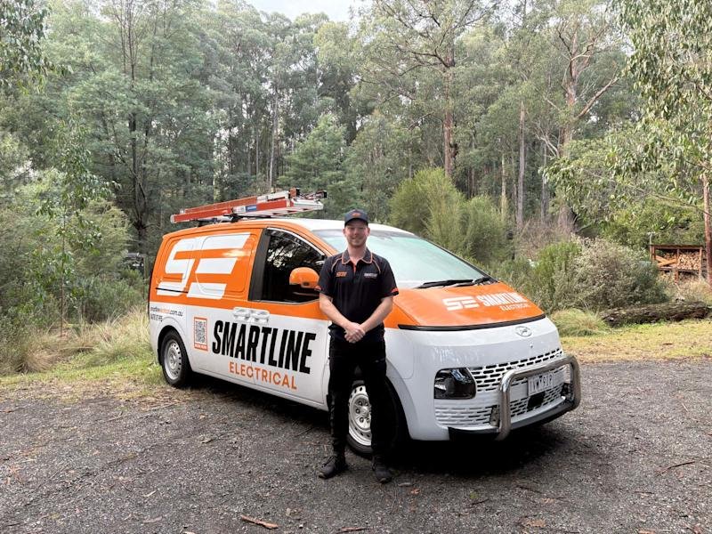 Qualified Electrician – Reliable, Insured & Local! ⚡️