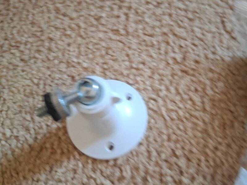 📢 FOR SALE: Solar CCTV Camera – No Wires, No Worries! 🔒☀️