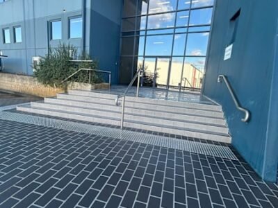 Pressure wash cleaning